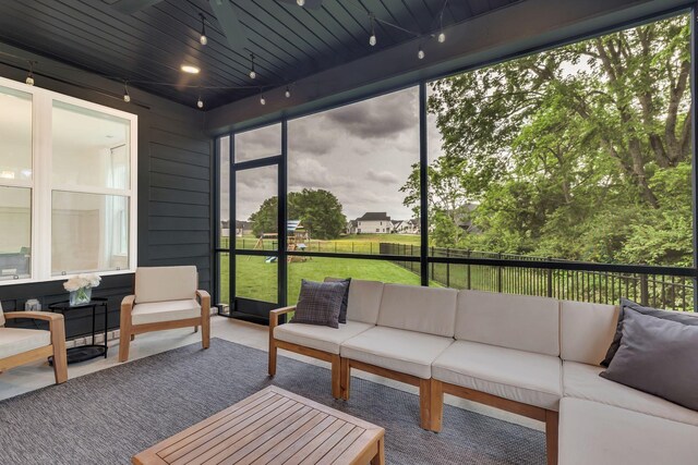 5509 Bridgemore Blvd, Murfreesboro, TN 37129 - sunroom / solarium featuring an outdoor hangout area