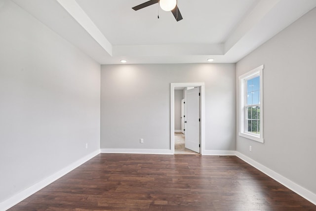 630 Bridle Path Ln, Hartsville, TN 37074 - spare room with ceiling fan, wood finished floors, recessed lighting, and a raised ceiling