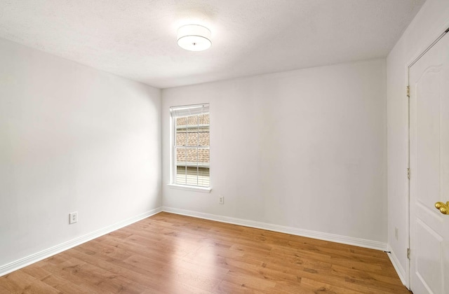 77 Kendall Park Dr, Nashville, TN 37217 - spare room with light wood finished floors and a textured ceiling