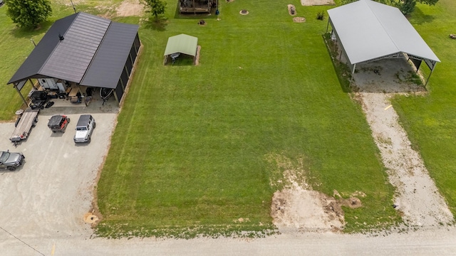 1038 Wc Pickett Rd, Clifton, TN 38425