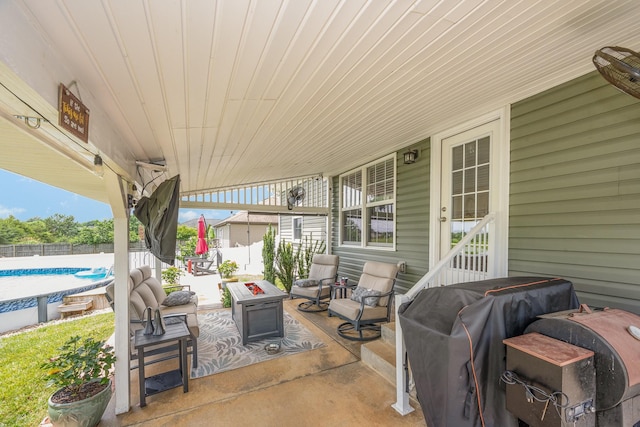 4611 Turquoise Ln, Murfreesboro, TN 37129 - fenced backyard with grilling area and a patio area
