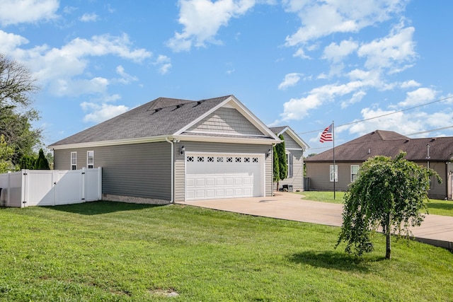 4611 Turquoise Ln, Murfreesboro, TN 37129 - view of front of home featuring a gate, an attached garage, driveway, and a shingled roof