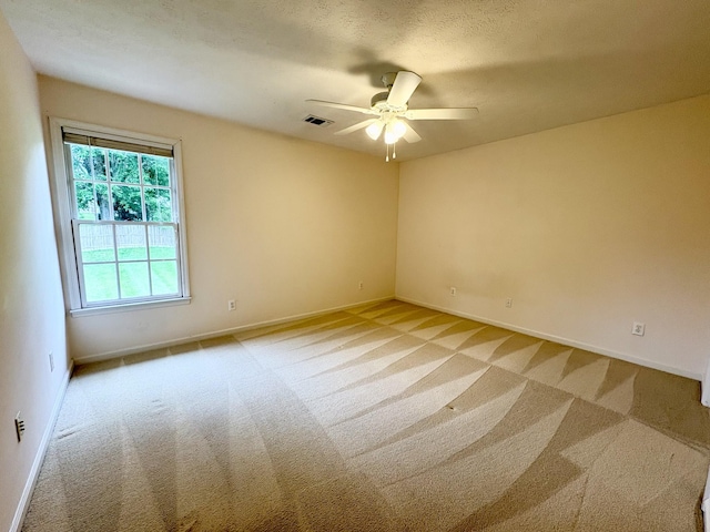 416 Barnes Dr, Lebanon, TN 37087 - empty room with light colored carpet and ceiling fan