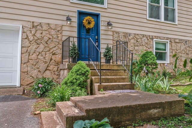 301 Panamint Dr, Antioch, TN 37013 - doorway to property featuring stone siding