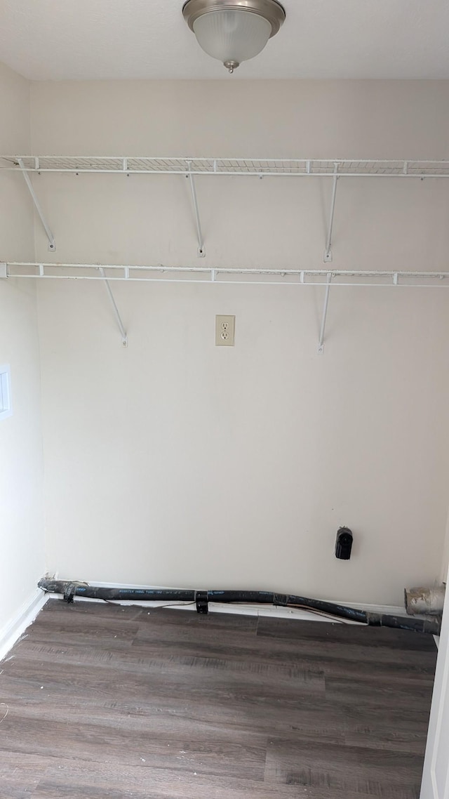 106 Beech Forge Dr, Antioch, TN 37013 - laundry area featuring wood finished floors and baseboards