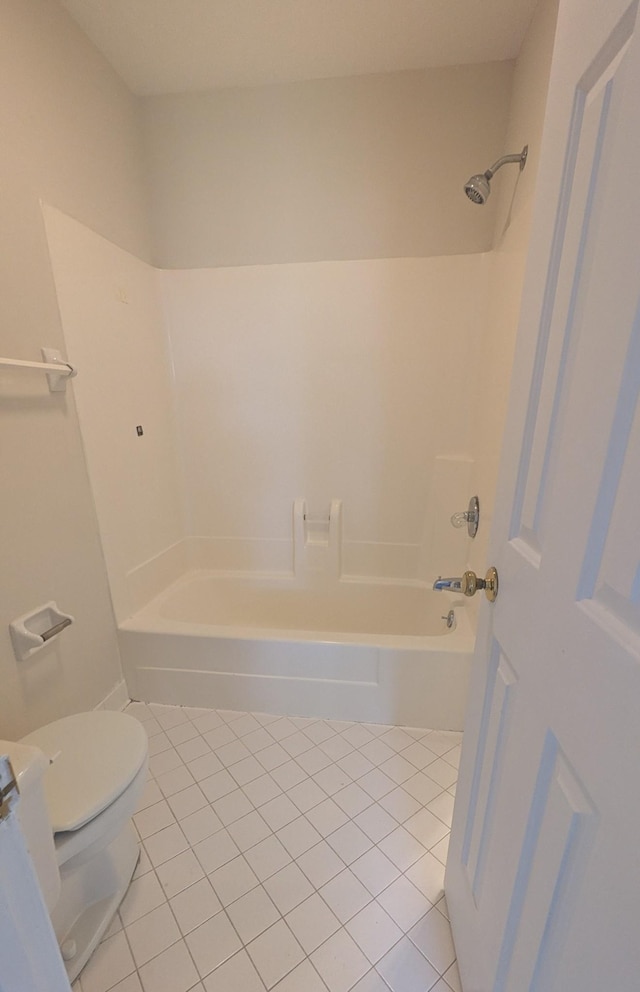 106 Beech Forge Dr, Antioch, TN 37013 - full bathroom featuring tile patterned floors and washtub / shower combination