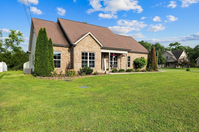 3228 Marion Davis Dr, Murfreesboro, TN 37129 - view of front of home featuring brick siding, a front lawn, and a shingled roof