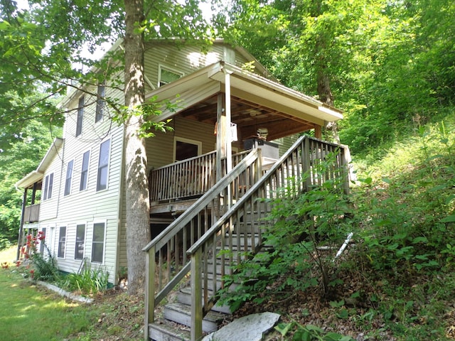 1342 Russell Creek Rd, Lobelville, TN 37097 - view of front facade featuring stairs