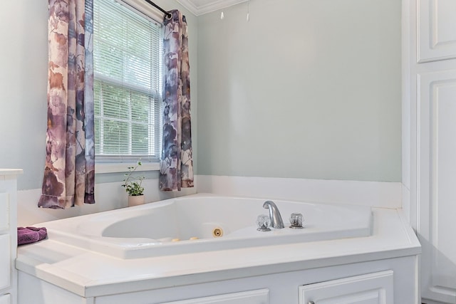 237 Windsor Dr, Cookeville, TN 38506 - full bath with a whirlpool tub and crown molding