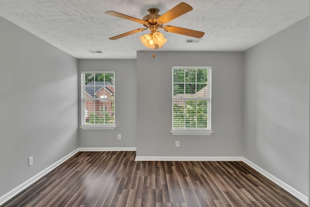 147 N Shadowhaven Way, Hendersonville, TN 37075 - spare room with dark wood-type flooring, a textured ceiling, and a ceiling fan