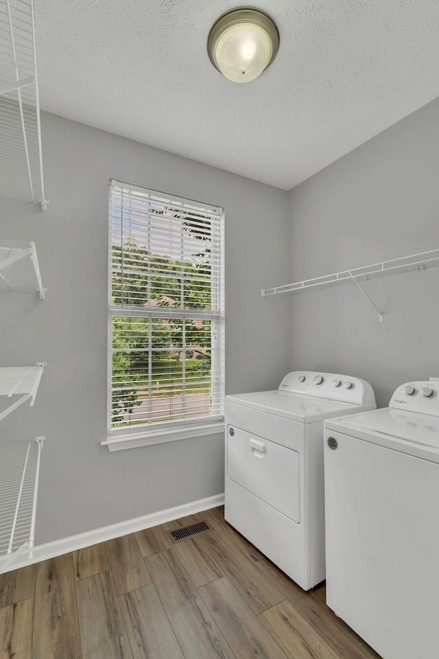 147 N Shadowhaven Way, Hendersonville, TN 37075 - laundry area featuring washer and clothes dryer and wood finished floors