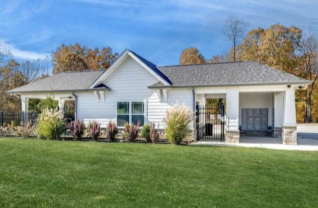 717 Monarchos Bnd, Burns, TN 37029 - back of property with a lawn