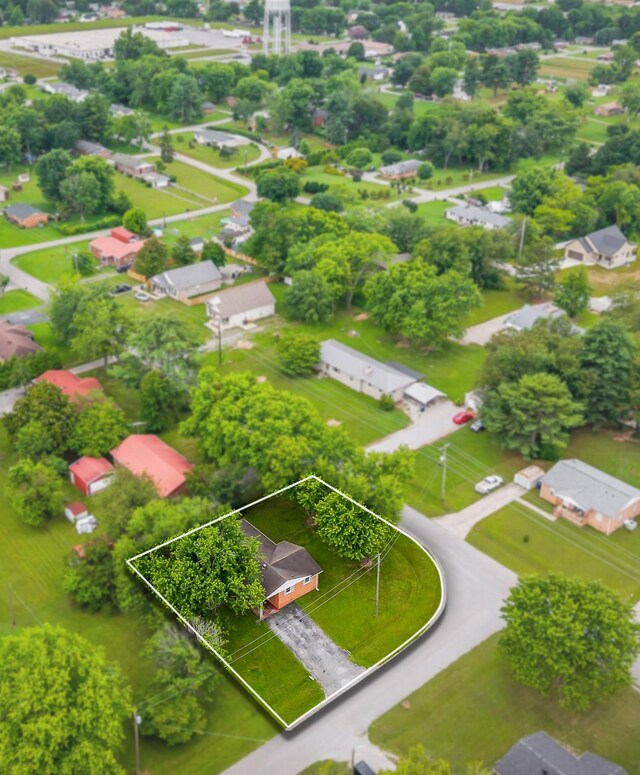 822 Luttrell Ave, Smithville, TN 37166 - photo 3