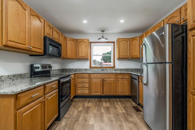 822 Luttrell Ave, Smithville, TN 37166 - photo 9