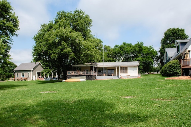4295 Cairo Bend Rd, Lebanon, TN 37087 - back of house featuring a yard