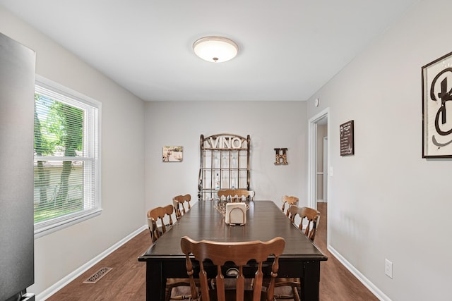 418 Winfrey Dr, Murfreesboro, TN 37130 - dining room with wood finished floors and baseboards