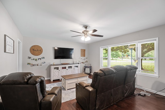 418 Winfrey Dr, Murfreesboro, TN 37130 - living room with a ceiling fan and dark wood-style floors