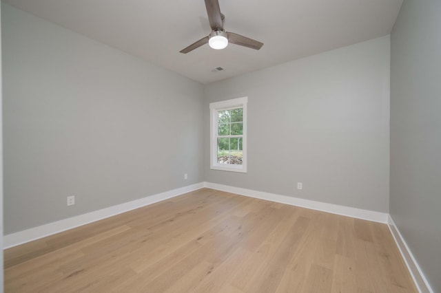 11497 Karo Rd, Bell Buckle, TN 37020 - empty room with light wood finished floors and a ceiling fan