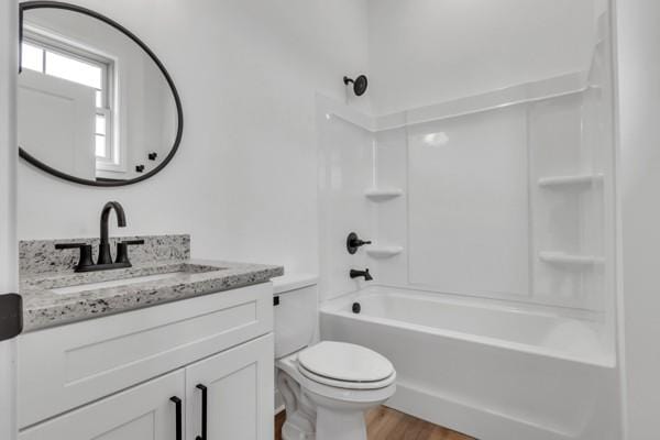 191 Charleston Ave, Pleasant View, TN 37146 - full bath featuring vanity, wood finished floors, and bathtub / shower combination