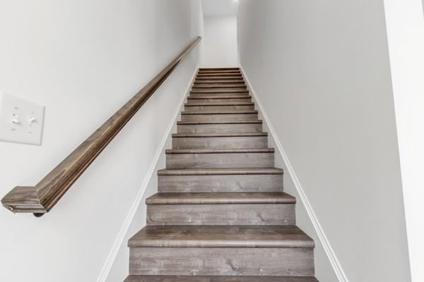 191 Charleston Ave, Pleasant View, TN 37146 - view of stairs