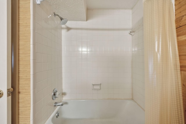 305 Myers Ter, Carthage, TN 37030 - full bathroom featuring shower / bathtub combination with curtain