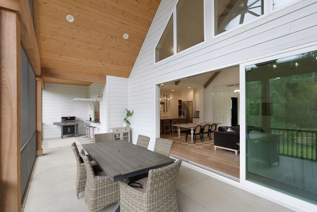 1744 Blackburn Ln, Spring Hill, TN 37174 - sunroom with lofted ceiling