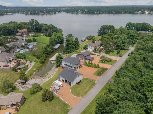 541 Lakeview Cir, Mount Juliet, TN 37122 - aerial overview of property's location with a nearby body of water