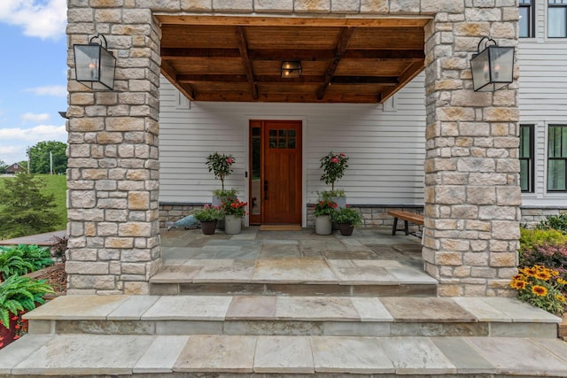 541 Lakeview Cir, Mount Juliet, TN 37122 - property entrance featuring covered porch