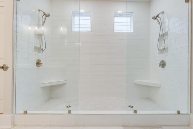 2110 Lequire Ln, Spring Hill, TN 37174 - bathroom with a shower stall