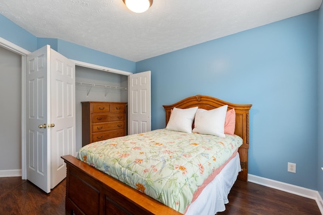 525 Scotts Creek Trl, Hermitage, TN 37076 - bedroom with dark wood-style flooring and a closet