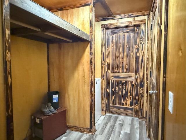 175 State Route 22a S, Jacks Creek, TN 38347 - detailed view of wood finished floors