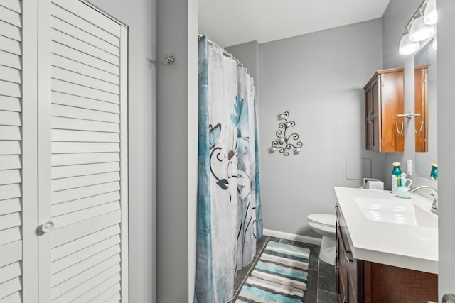 1001 Red Oak Dr, Greenbrier, TN 37073 - full bath with vanity and a shower with curtain