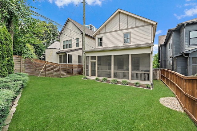 1931 Warfield Dr, Nashville, TN 37215 - back of property with a sunroom and a fenced backyard