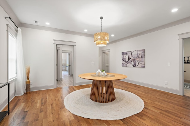 1931 Warfield Dr, Nashville, TN 37215 - dining area with recessed lighting, light wood-type flooring, and a chandelier