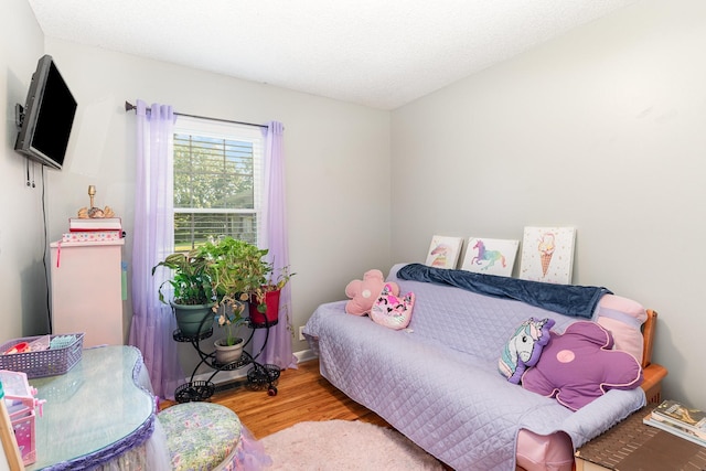 106 Hogin Rd, Dickson, TN 37055 - bedroom featuring wood finished floors