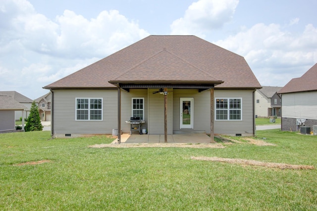 1331 Juniper Pass, Clarksville, TN 37043 - back of house featuring ceiling fan, crawl space, and a yard