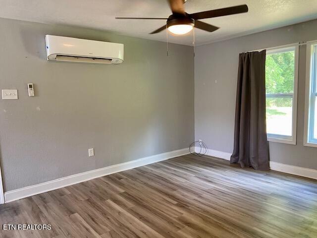 178180 Hillside Rd, Oak Ridge, TN 37830 - photo 3