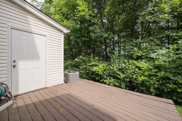 482 Flintlock Ct, Nashville, TN 37217 - view of wooden deck