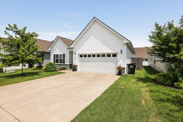2122 Oak Dr, Murfreesboro, TN 37128 - view of front of house featuring an attached garage and concrete driveway
