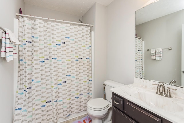 733 Hollandale Rd, La Vergne, TN 37086 - bathroom with vanity and a shower with curtain