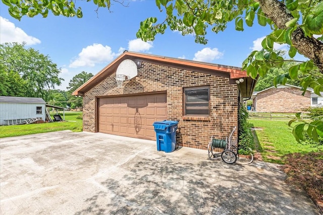 89 Belmar Cir, Manchester, TN 37355 - view of garage