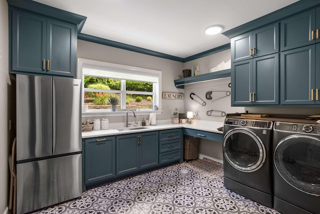 800 Singleton Ln, Brentwood, TN 37027 - laundry area featuring independent washer and dryer and cabinet space