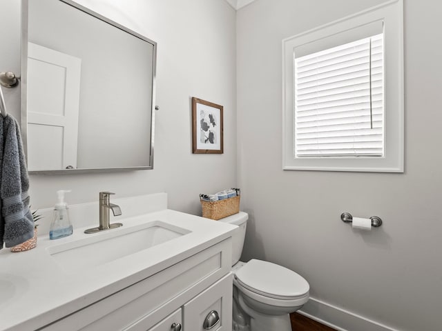 71 Windjammer Ct, Winchester, TN 37398 - bathroom with vanity and toilet