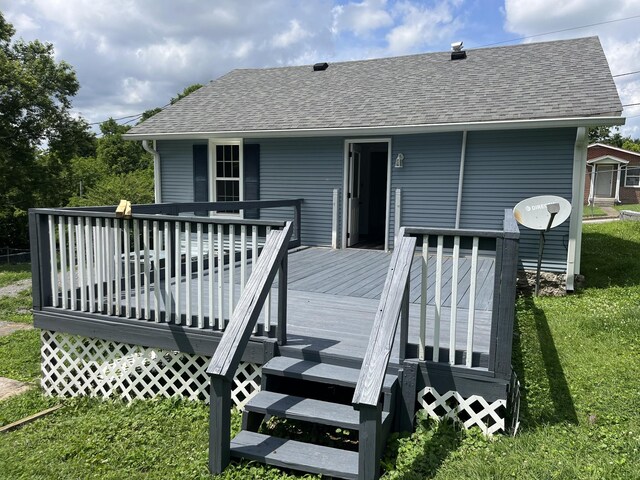 218 Ward Ave E, Carthage, TN 37030 - wooden terrace with a yard