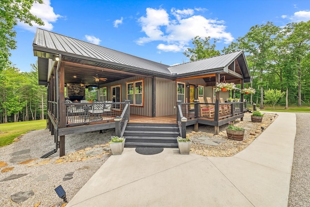 634 Cowboy Way, Jamestown, TN 38556 - view of front of property with a metal roof, a ceiling fan, and covered porch