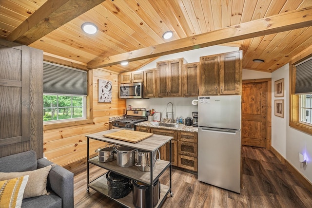 634 Cowboy Way, Jamestown, TN 38556 - kitchen featuring appliances with stainless steel finishes, dark wood-style floors, light countertops, and wooden ceiling