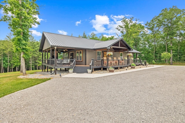 634 Cowboy Way, Jamestown, TN 38556 - rustic home with a metal roof