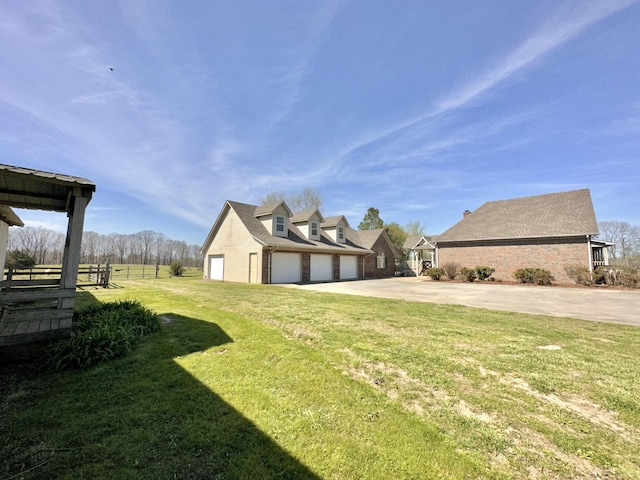 1759 Ardmore Hwy, Taft, TN 38488 - view of yard with a detached garage and driveway
