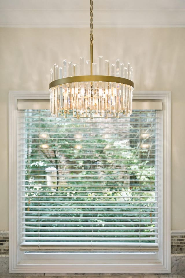 216 Bramerton Ct, Franklin, TN 37069 - detailed view of a chandelier and ornamental molding