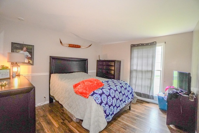 1094B Center Point Rd, Hendersonville, TN 37075 - bedroom featuring wood finished floors